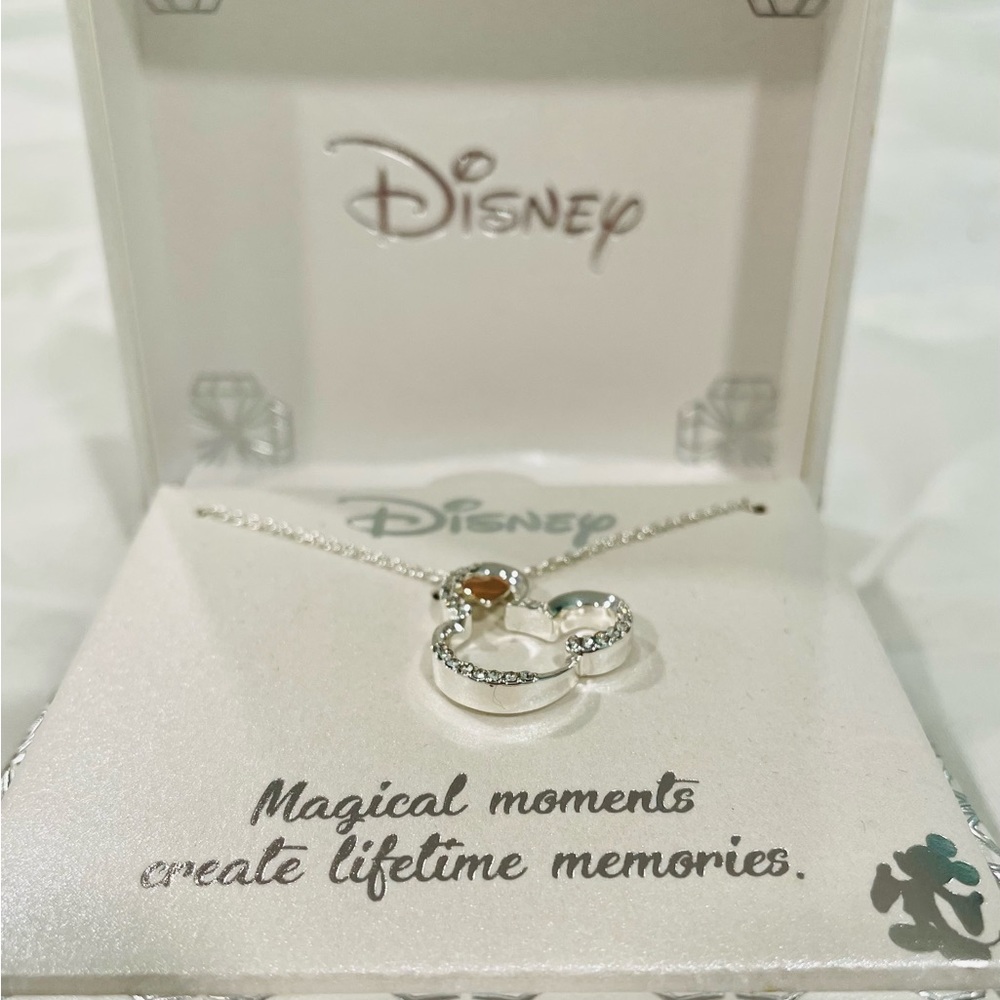 Disney Mickey Mouse “Magical Moments” pendant necklace. New in Box with tags - Picture 3 of 8